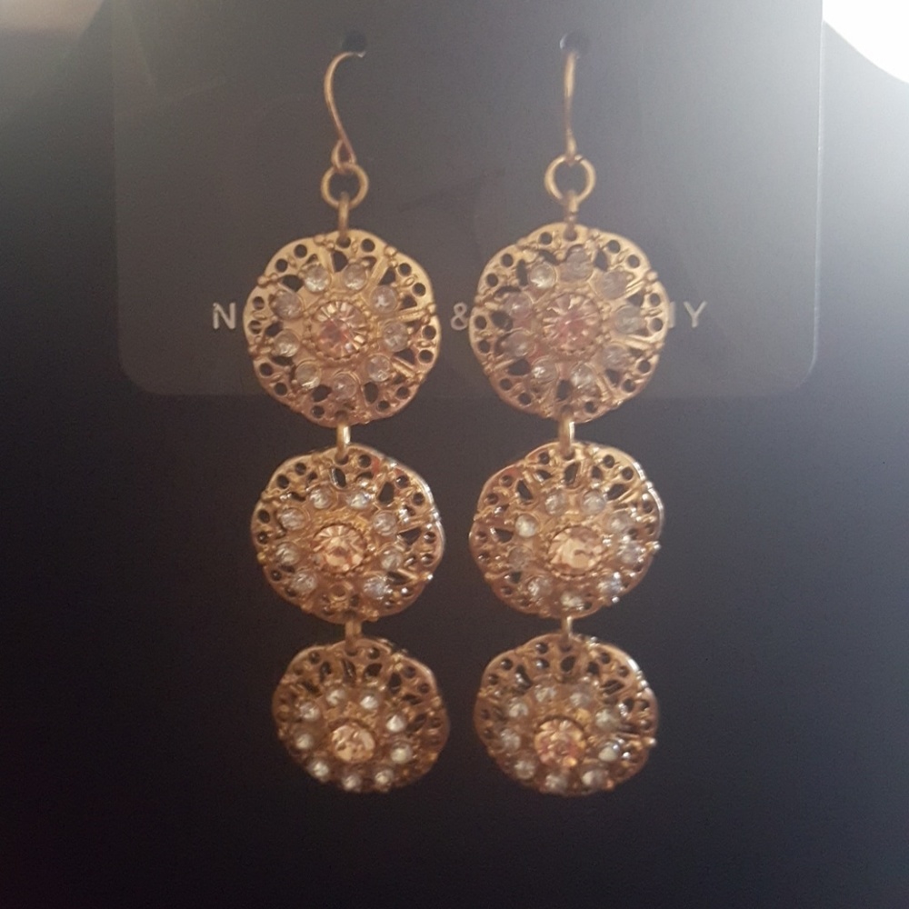 Dangley earrings